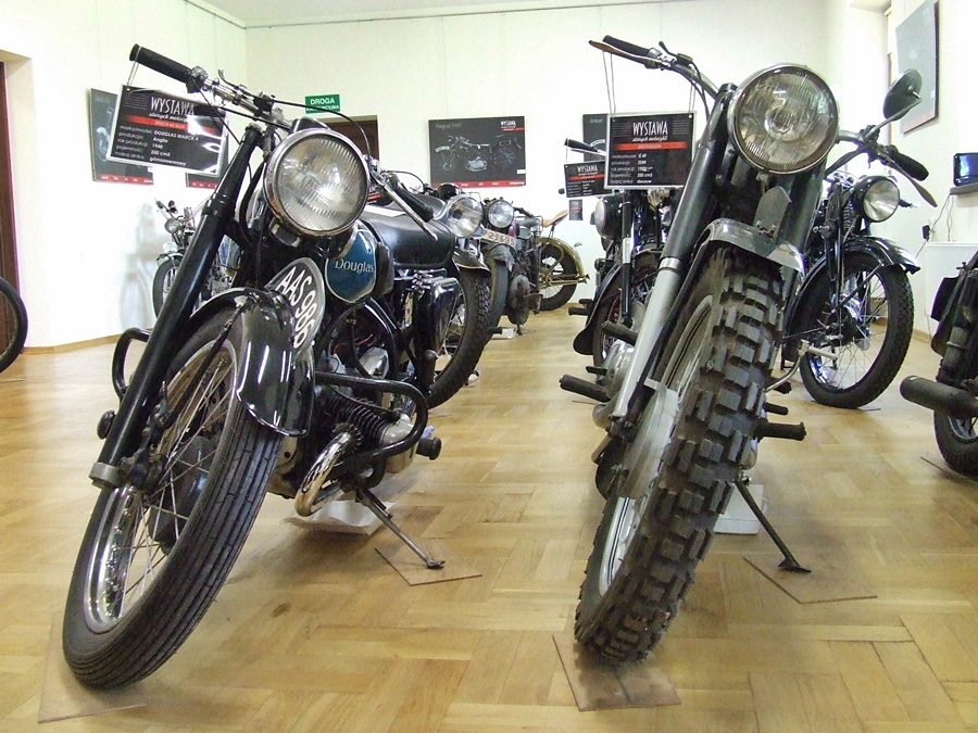 Motory